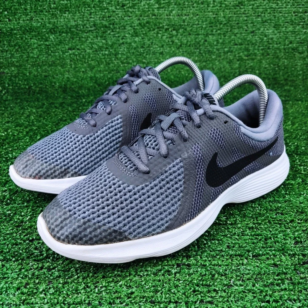 Nike Revolution 4 Shoes Kids Size 7Y Grey Black Running Sneakers 943309-005